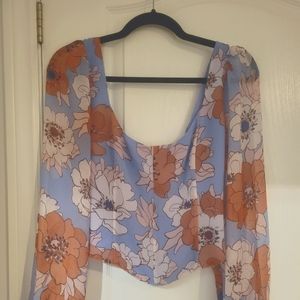 NEW WITH TAGS Aritzia Blouse Small